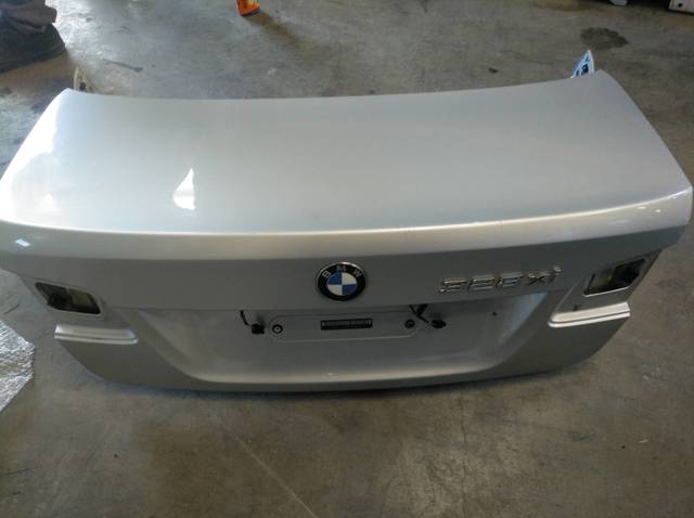 BMW 41627254428 Крышка багажника в наличии Ровно