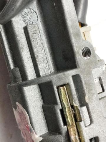 Fecho de ignição Peugeot 406 8B