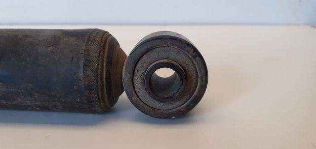 Amortecedor traseiro 4170081A01 SUZUKI