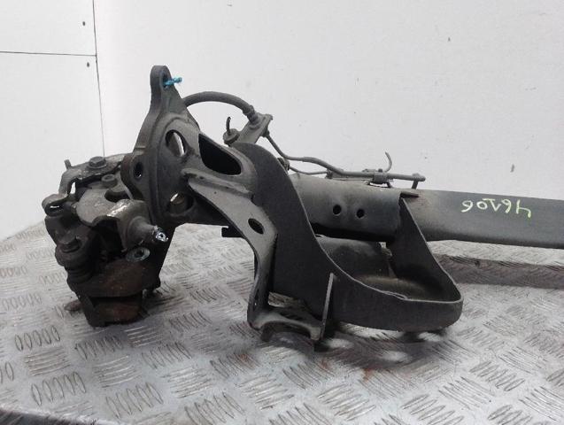 Viga de suspensão traseira (plataforma veicular) Toyota Corolla E15