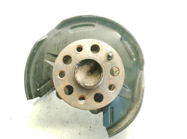 TOYOTA 4230402210 Цапфа (поворотный кулак) задний правый в наличии Хмельницкий