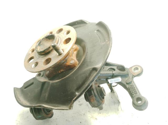 TOYOTA 4230402210 Цапфа задняя правая в наличии Днепр
