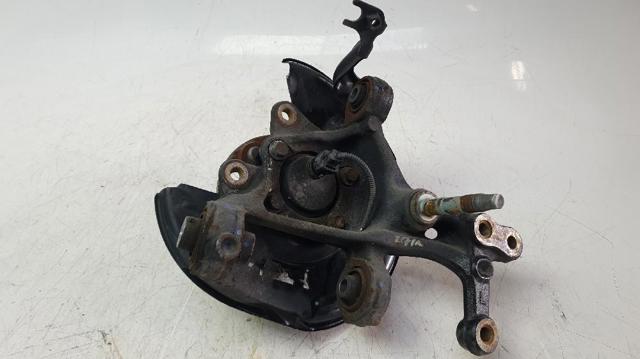 4230402210 TOYOTA Цапфа задняя правая купить в Полтава
