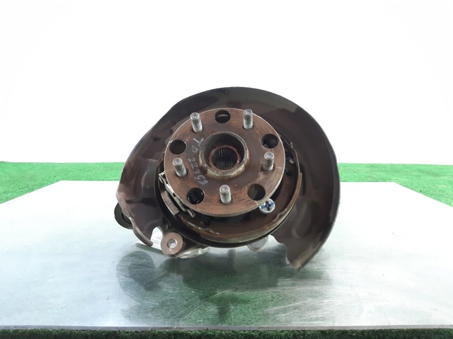 4230453020 TOYOTA Цапфа задняя правая купить в Черновцы