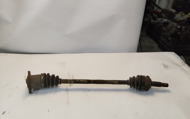 TOYOTA 4234048100 Полуось задняя в наличии Ужгород