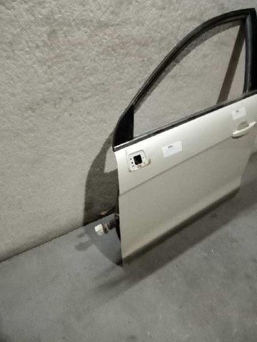 Porta dianteira esquerda Chevrolet Captiva 1 C100