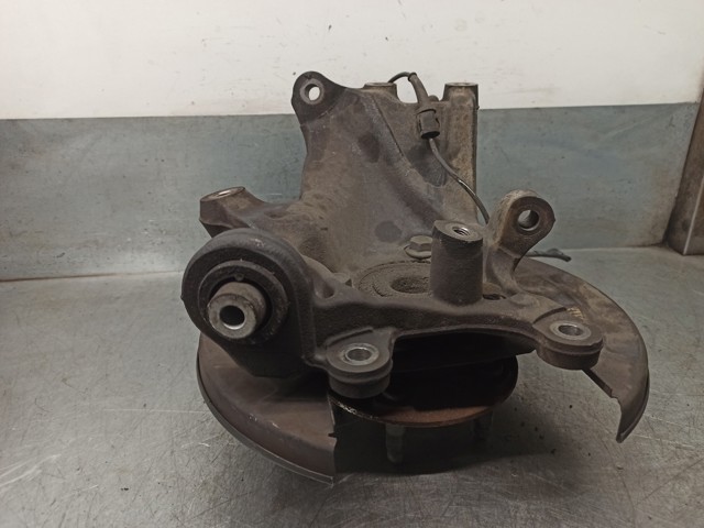 OPEL 423564 Цапфа (поворотный кулак) задний правый в наличии Хмельницкий