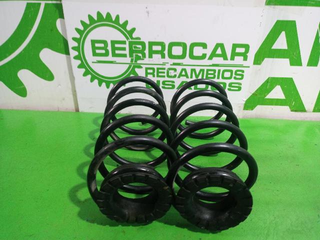 Mola traseira 424112 OPEL