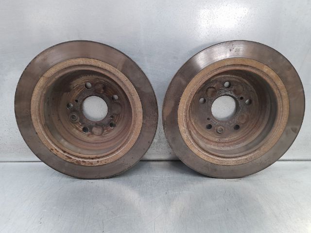 Disco do freio traseiro 4243142041 TOYOTA