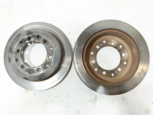 Disco do freio traseiro 4243160311 TOYOTA