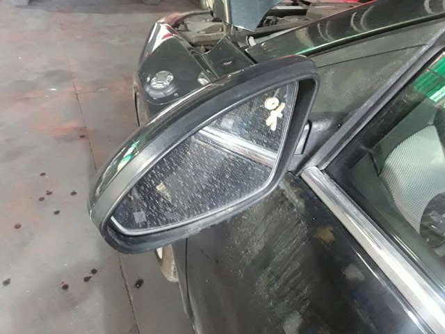 Espelho de retrovisão esquerdo 42456936 GM/Chevrolet