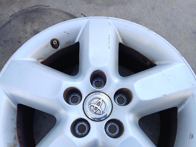 TOYOTA 4261142150 Диски колесные стальные (штампованные) в наличии Львов