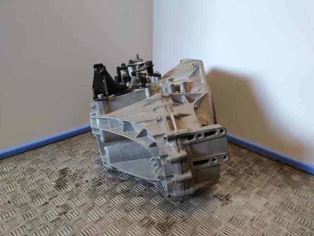 HYUNDAI 430003B000 КПП в наличии Ужгород