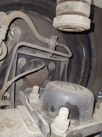 NISSAN 430104FA0C Подрамник задний в наличии Винница