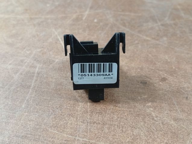 43165A CHRYSLER купить в Ужгород