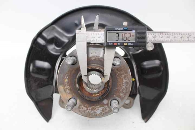 4321102080 TOYOTA Цапфа (поворотный кулак) передний правый купить в Черкассы