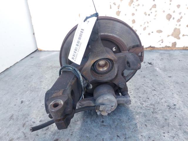 TOYOTA 432110H010 Цапфа (поворотный кулак) передний правый в наличии Украина