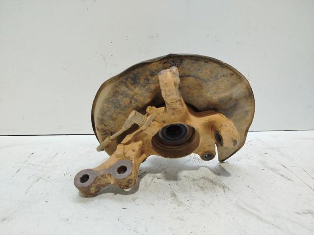 4321132120 TOYOTA Цапфа (поворотный кулак) передний правый купить в Ужгород
