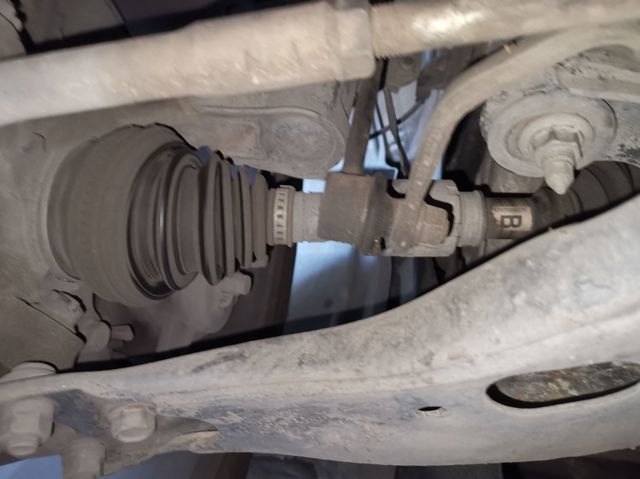 TOYOTA 4342005371 Левая полуось в наличии Черновцы