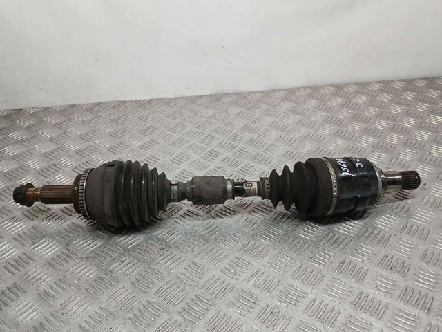 TOYOTA 4342005371 Полуось (привод) передняя левая в наличии Черновцы
