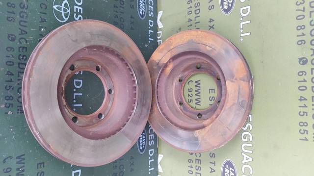 Disco do freio dianteiro 4351235210 TOYOTA