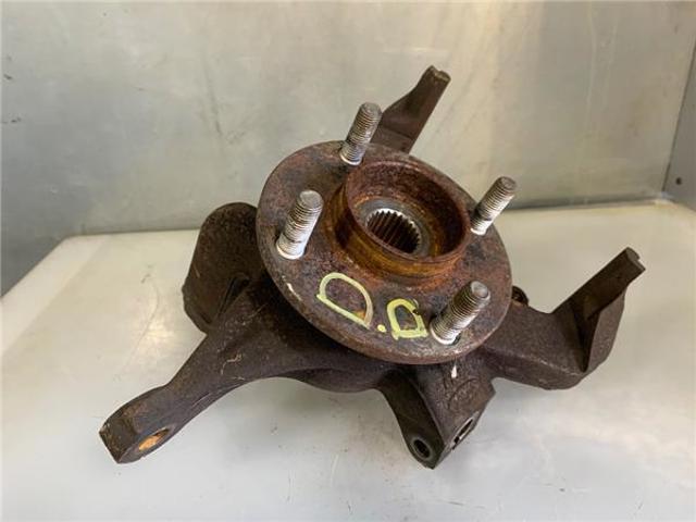 FORD 4356606 Цапфа (поворотный кулак) передний правый в наличии Полтава