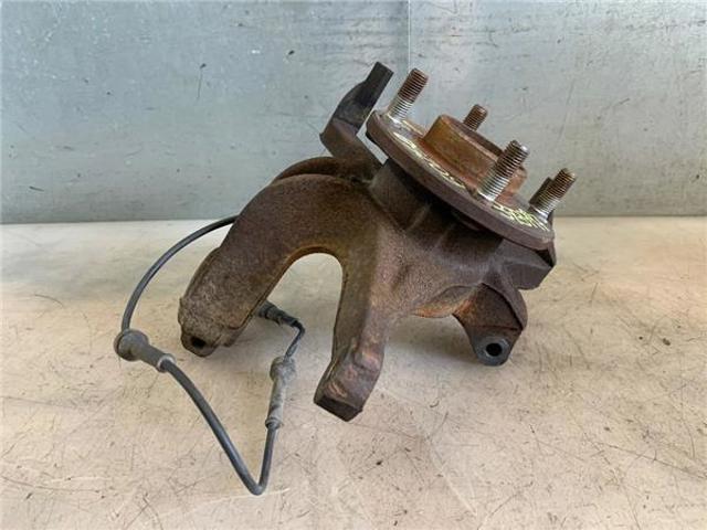FORD 4356606 Цапфа (поворотный кулак) передний правый в наличии Киев