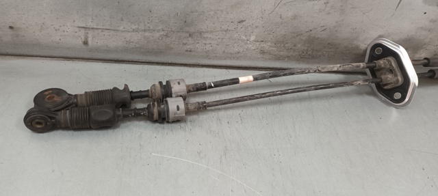 437200U100 HYUNDAI купить в Украина
