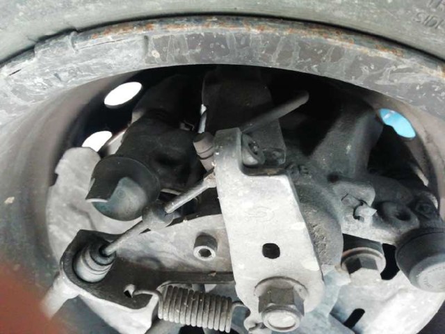 440003613R RENAULT Суппорт задний правый купить в Украина