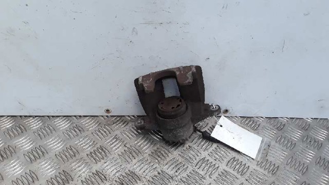 PEUGEOT 4400R8 Суппорт тормозной передний левый в наличии Киев