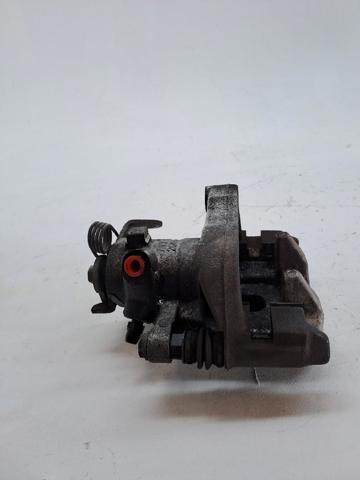 Suporte do freio traseiro direito 4400W6 PEUGEOT