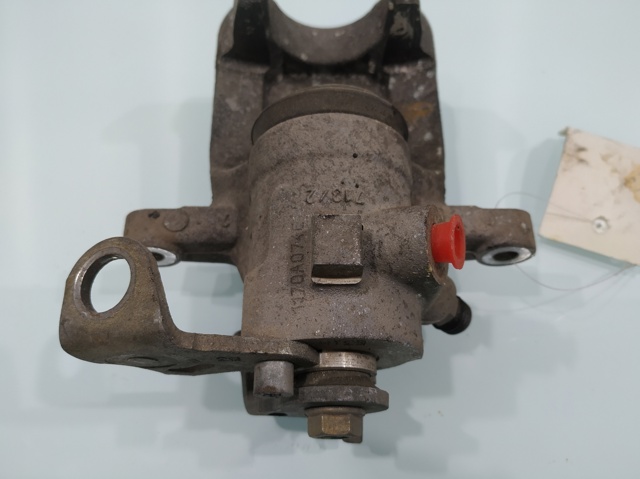 Suporte do freio traseiro direito 4401N7 PEUGEOT