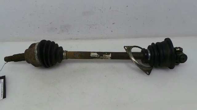 Semieixo (acionador) dianteiro esquerdo 4409210 OPEL