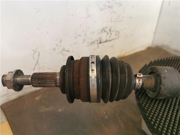 4410172K00 SUZUKI Правая полуось купить в Ирпень