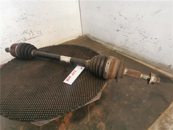 SUZUKI 4410272K00 Полуось (привод) передняя левая в наличии Львов