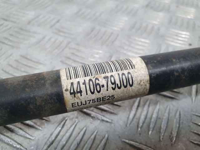 SUZUKI 4410679J00 Полуось задняя левая в наличии Чернигов