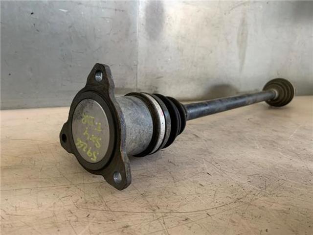 SUZUKI 4410679J00 Полуось задняя левая в наличии Кривой Рог