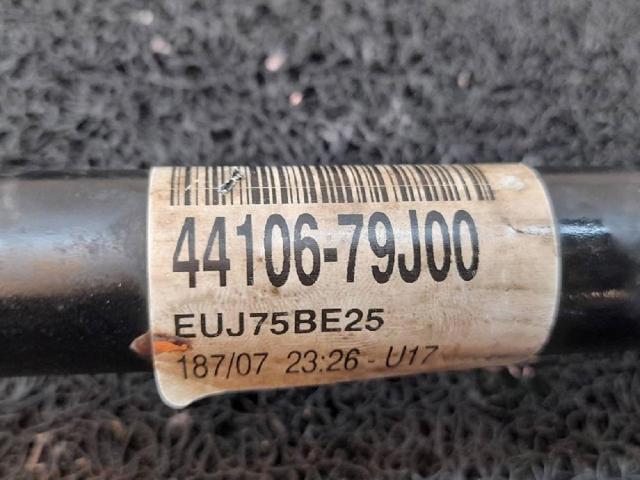 SUZUKI 4410679J00 Полуось задняя левая в наличии Киев
