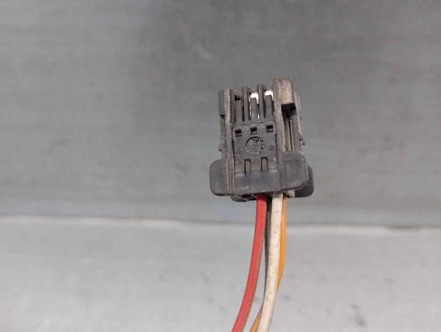 OPEL 4414472 Петля-зацеп (ответная часть) замка сдвижной двери в наличии Ровно