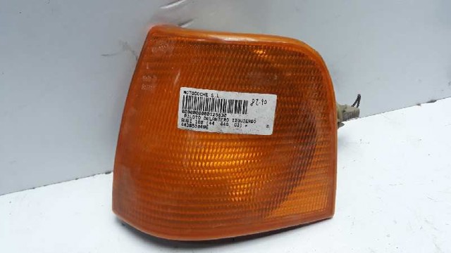 VAG 443953049E Поворотник левый в наличии Черновцы