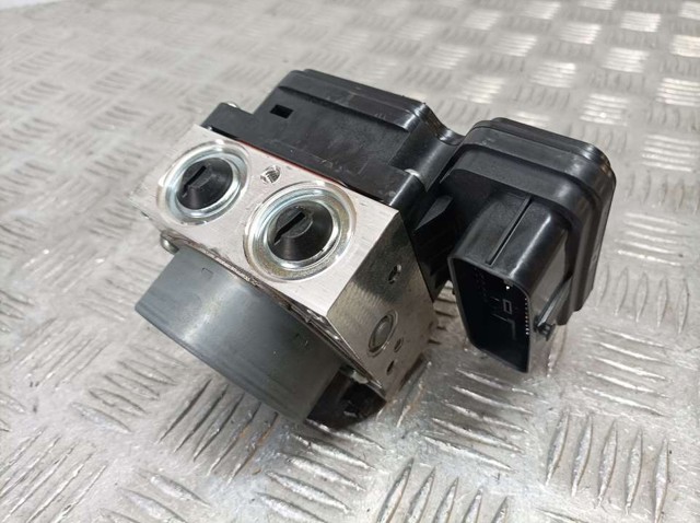 Unidade hidráulico de controlo ABS Toyota C-HR X10