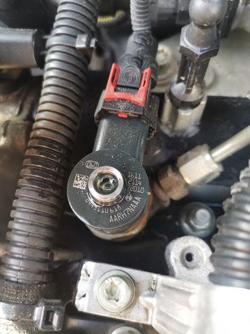 OPEL 445110618 Топливные форсунки в наличии Чернигов