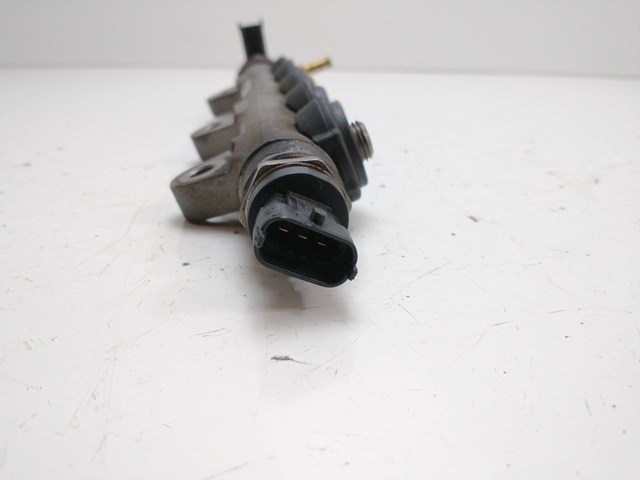 445214153 RENAULT Распределитель топлива (рампа) купить в Одесса