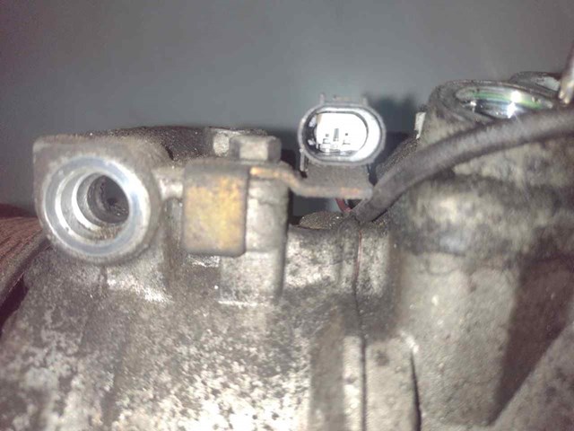 Compressor de ar condicionado para Mercedes-Benz C-Class C 220 CDI (203.006) 611962 4472208222