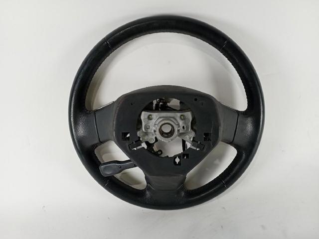 Volante Toyota Auris E15