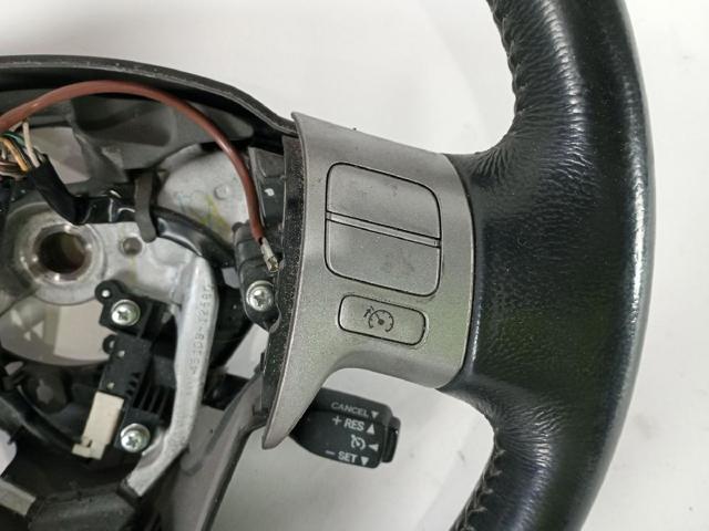 Volante Toyota Auris E15