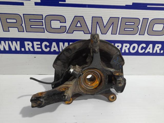 SUZUKI 4511162J10 Цапфа передняя правая в наличии Киев