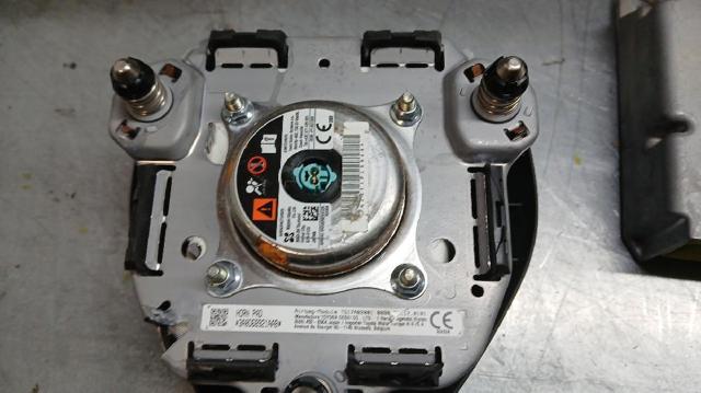 4513012E40C0 Подушка безопасности (AIRBAG) водительская купить Винница