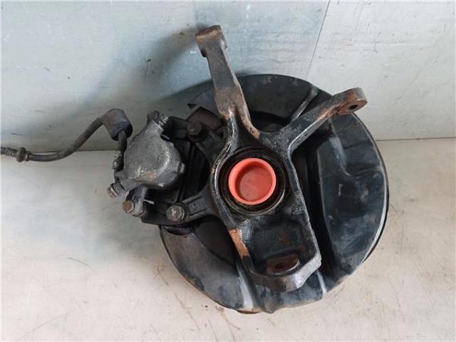 SUZUKI 4515161M00 Цапфа передняя левая в наличии Ужгород