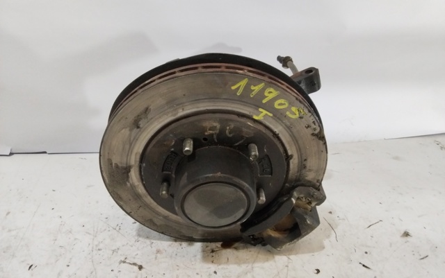 4515165DV1 SUZUKI Цапфа (поворотный кулак) передний левый купить в Харьков